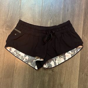 Lululemon reversible shorts size 4